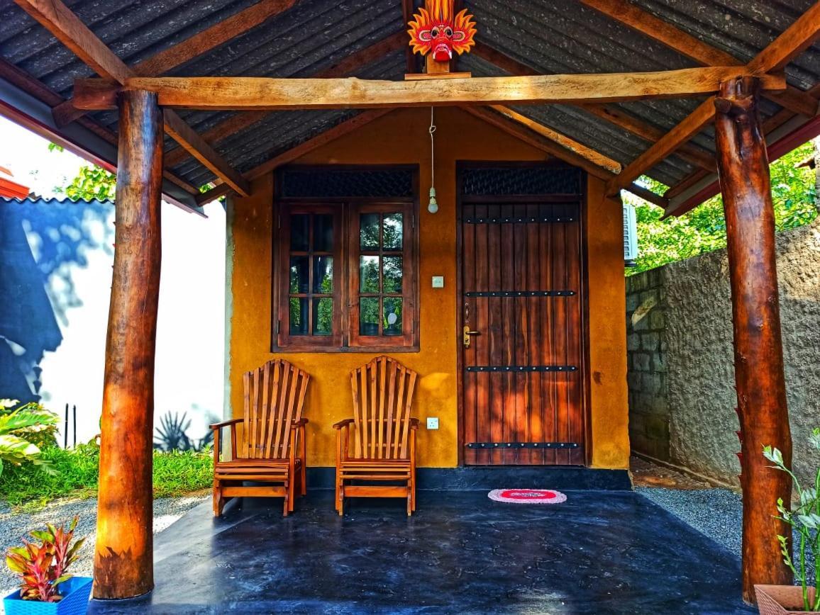 Dimuthu Homestay Udawalawe Exterior foto